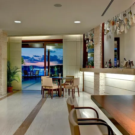 Otel Smy Carlos V Wellness &