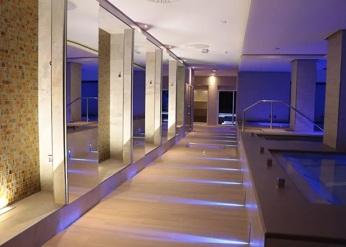 Smy Carlos V Wellness & 5*