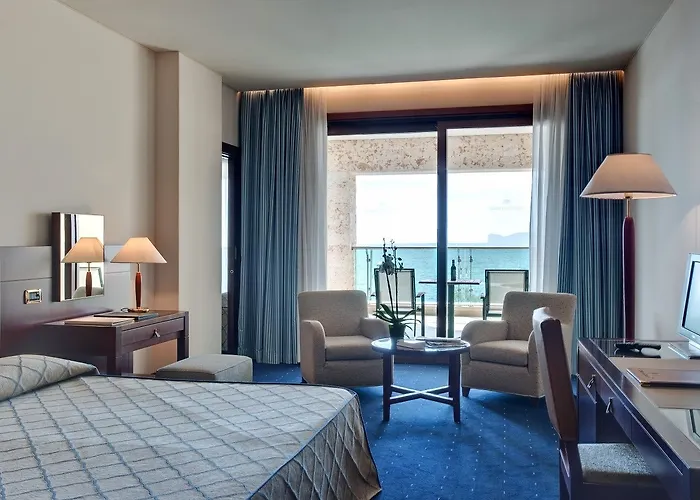 Smy Carlos V Wellness & Hotel