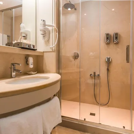 Smy Carlos V Wellness & Hotel