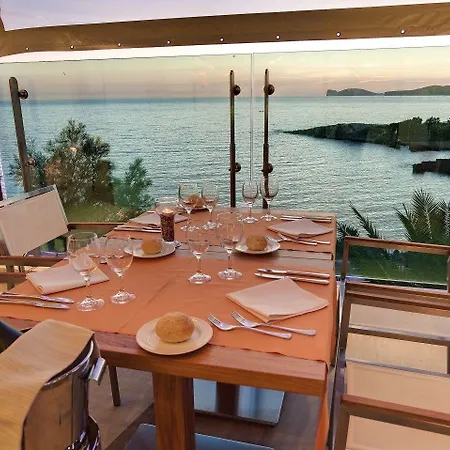 מלון Smy Carlos V Wellness & 5*