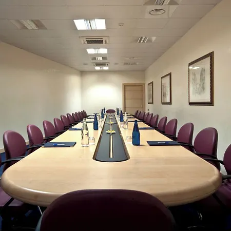 Smy Carlos V Wellness & אלגהרו