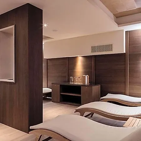Smy Carlos V Wellness &