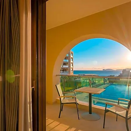 Smy Carlos V Wellness & Szálloda 5*