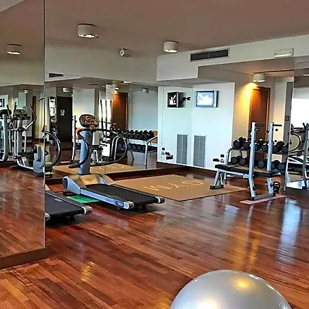 Smy Carlos V Wellness &