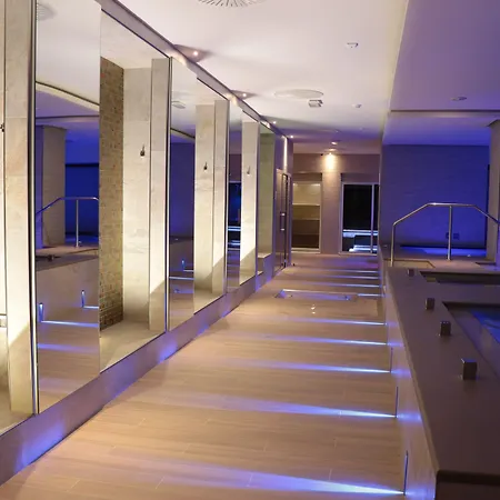 Ξενοδοχείο Smy Carlos V Wellness & 5*