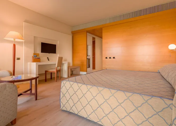 Smy Carlos V Wellness & 5*