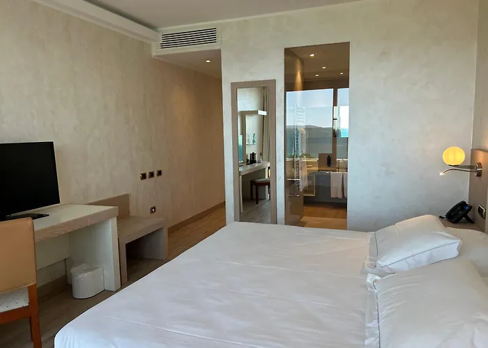 Smy Carlos V Wellness & 5*