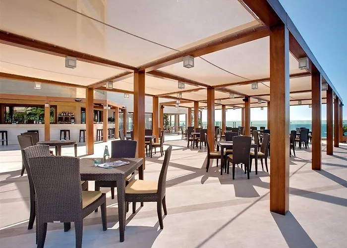 Smy Carlos V Wellness & Hotel