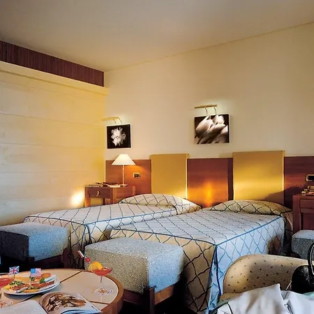 Smy Carlos V Wellness & 5* אלגהרו